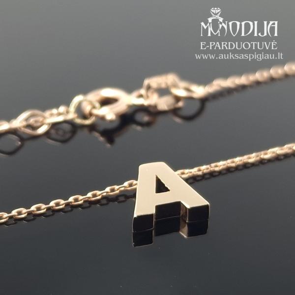 Auksinė grandinėlė su raidele A