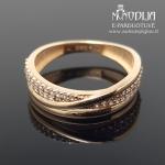 Auksinis žiedas su akutėmis