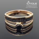 Dvigubas auksinis žiedas su akutėmis