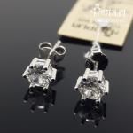 Sidabriniai auskarai su akmenukais