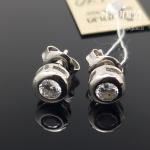 Sidabriniai auskarai su akmenukais