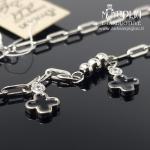 Sidabrinė grandinėlė ant kojos