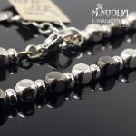 Sidabrinė grandinėlė ant kojos