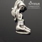 Sidabrinis pakabukas Mergelė