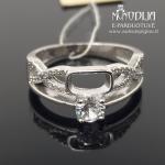 Sidabrinis žiedas su akmenukais