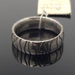 Graviruotas sidabrinis žiedas