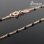 Auksinė grandinėlė su karoliukais